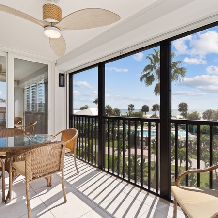 Caper Beach Club 314