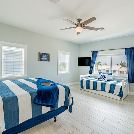 Captain's Quarters