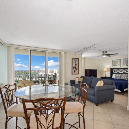 Estero Beach & Tennis 806-B