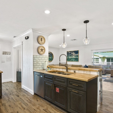 Coral Cove B
