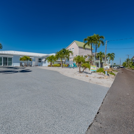 Miramar Palms