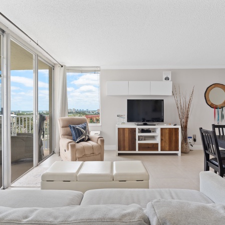 Estero Beach & Tennis 901-C