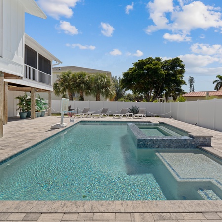 Vallie's Villa & Monty's Place