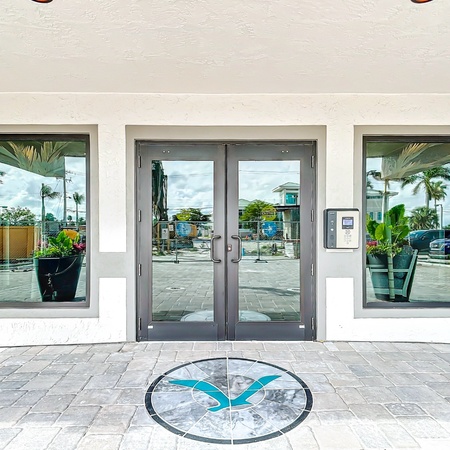 Caper Beach Club 314