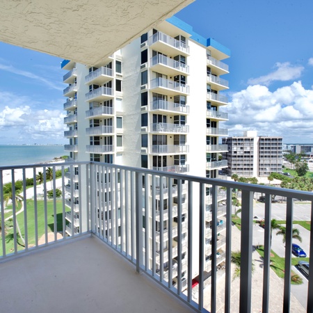Estero Beach & Tennis 806-B