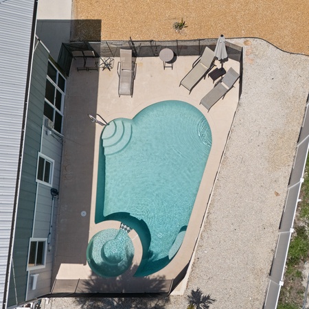 Beach Bungalow 2