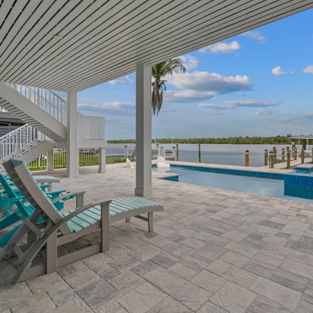 Blue Dolphin View