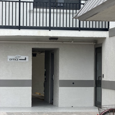 Caper Beach Club 313