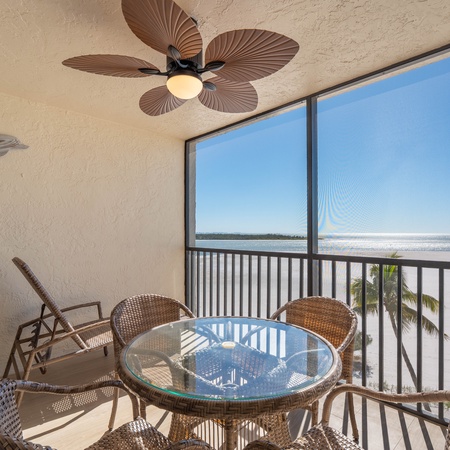 Carlos Pointe #515 - The Pelican Pad