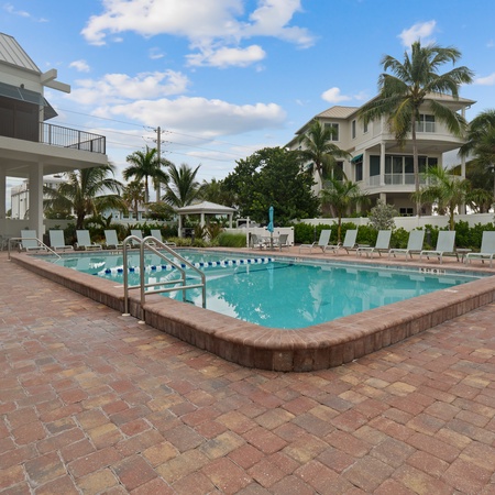 Seaside Condo 109