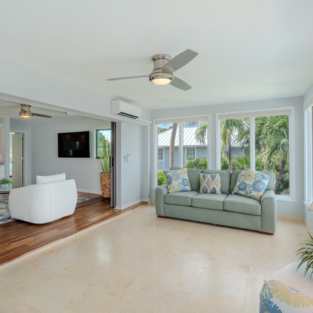 Club 205 At Bayview