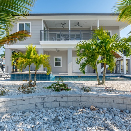 Shella Close To The Beach