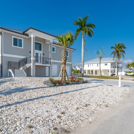 Shella Close To The Beach