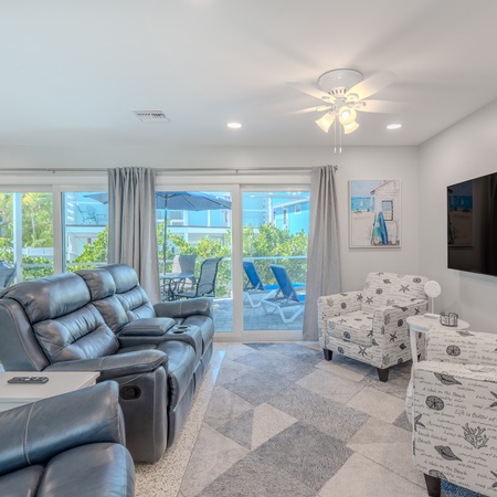 Miramar Palms
