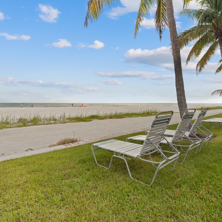 Seaside Condo 109