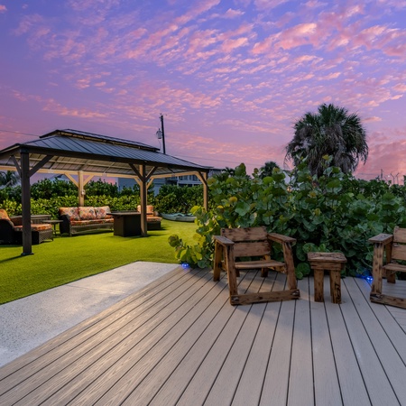 Sunshine Dock House