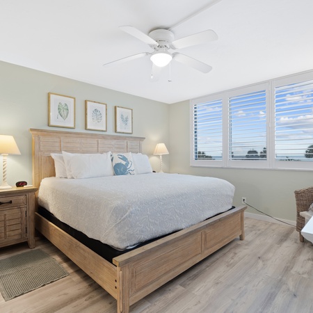 Caper Beach Club 313