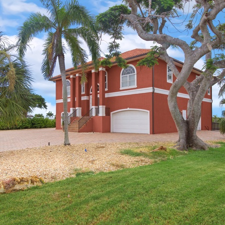 Palm Royale