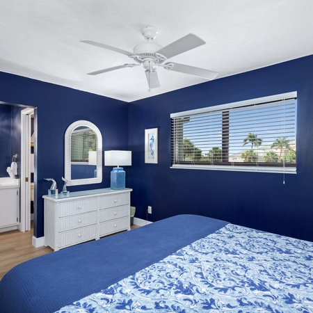 Estero Island Yacht & Racquet 320