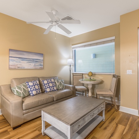 Harbour House 215