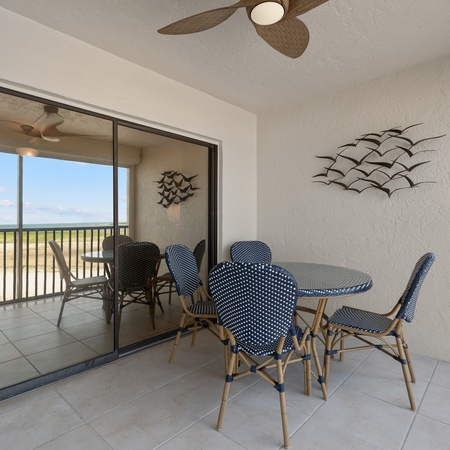 Carlos Pointe #213 Paradise Pointe
