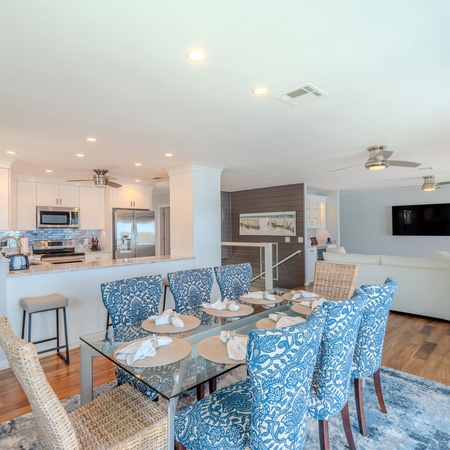 Club 205 At Bayview