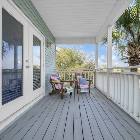 Saltwater Social Club