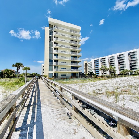 Mainsail 414 - Gigi's Beach Condo