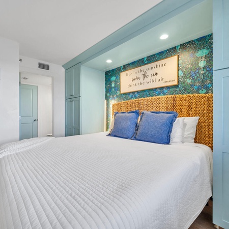 Sundestin 502 - Latitude Adjustment