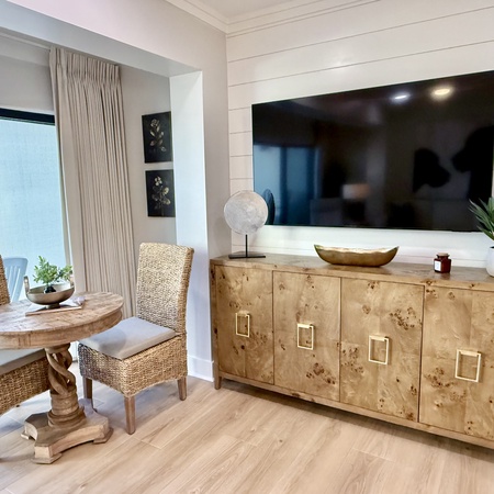 Emerald Hill #3 - Villa by the Sea