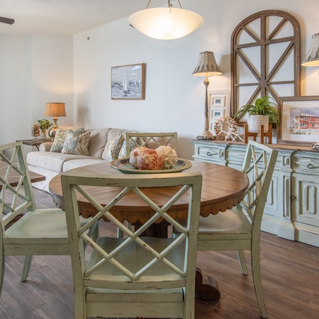 The Palms of Destin 1411 - The Pretty Palm