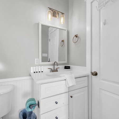 Saltwater Social Club