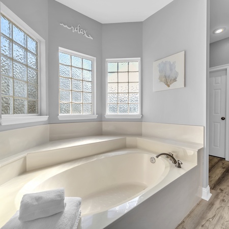 Saltwater Social Club