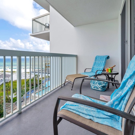 Pelican Beach 717 - Chasing Sunshine