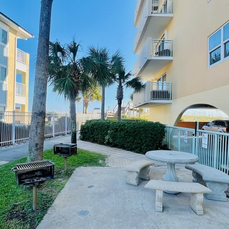 Pelican Isle 608 - Pufferfish Penthouse