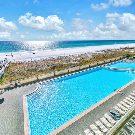 Water's Edge 413 - Gone Coastal