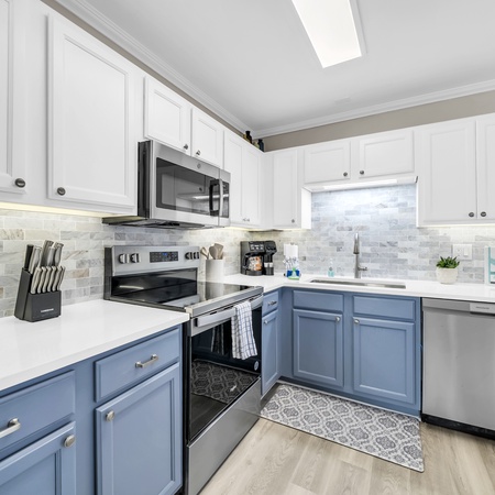 Sunset Cottages 2C - Melrose Place