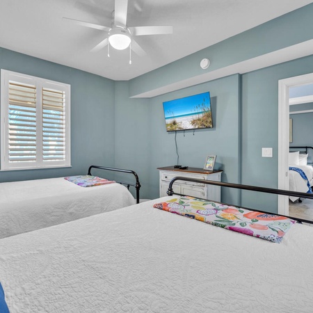 Azure 214 - Paradise Palms