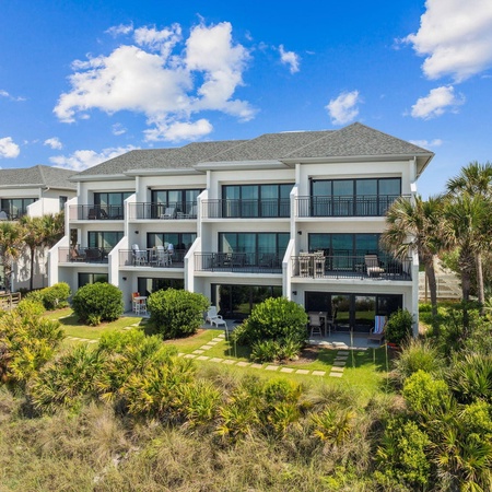 Emerald Hill #3 - Villa by the Sea