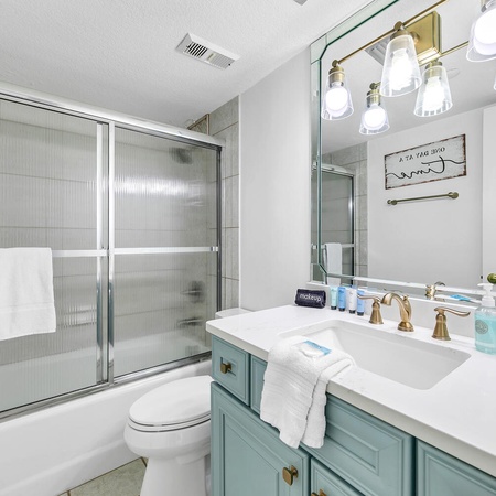 Emerald Towers 1302 - Salty Smile