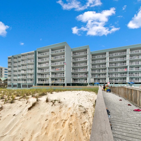 Islander 307 - Once Upon A Tide