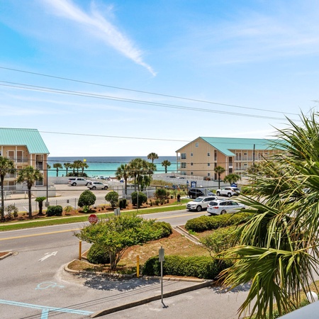 Grand Caribbean 310 - The Surf Shack