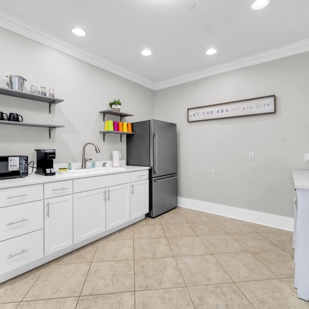 Saltwater Social Club