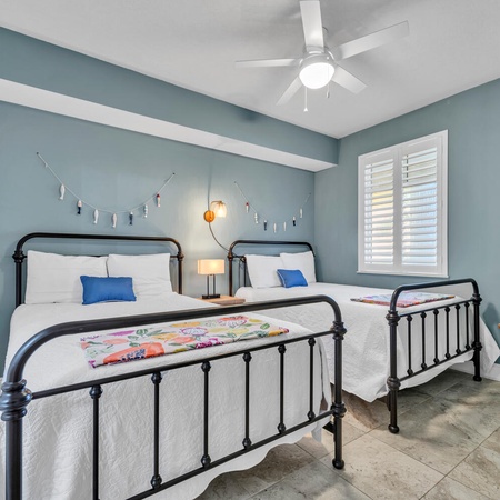 Azure 214 - Paradise Palms