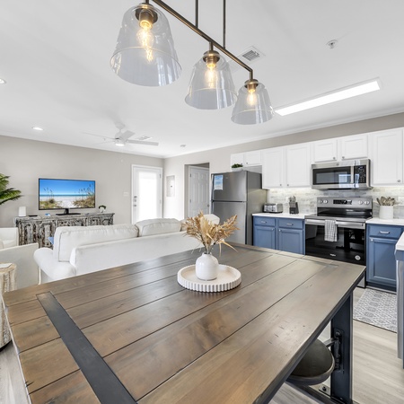 Sunset Cottages 2C - Melrose Place
