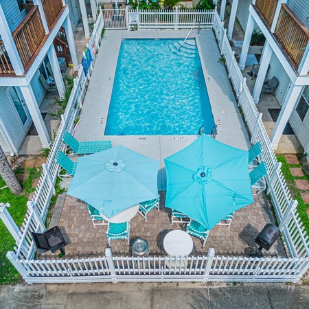 Sunset Cottages 2C - Melrose Place