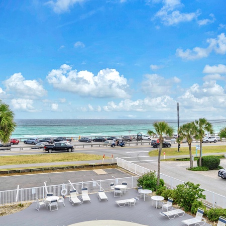 Summer Breeze B306 - Another Day in Paradise