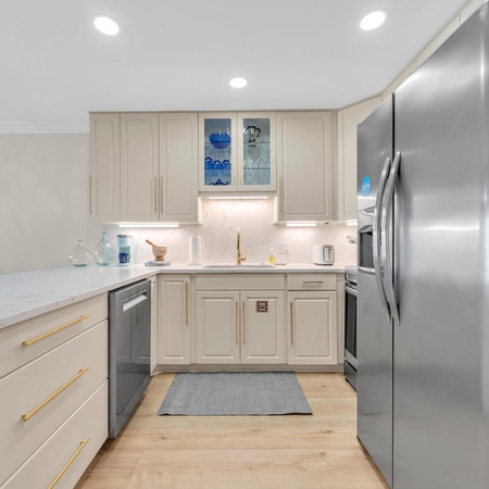 Blue Mountain Beach Villas 113 - Water's Edge