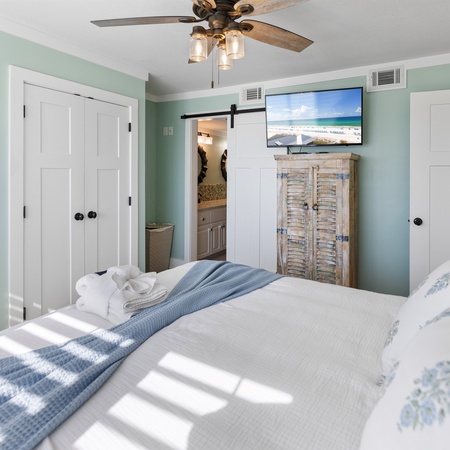 Pinnacle Port Penthouse