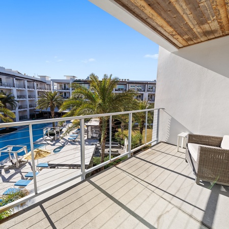 Pointe 332 @Rosemary